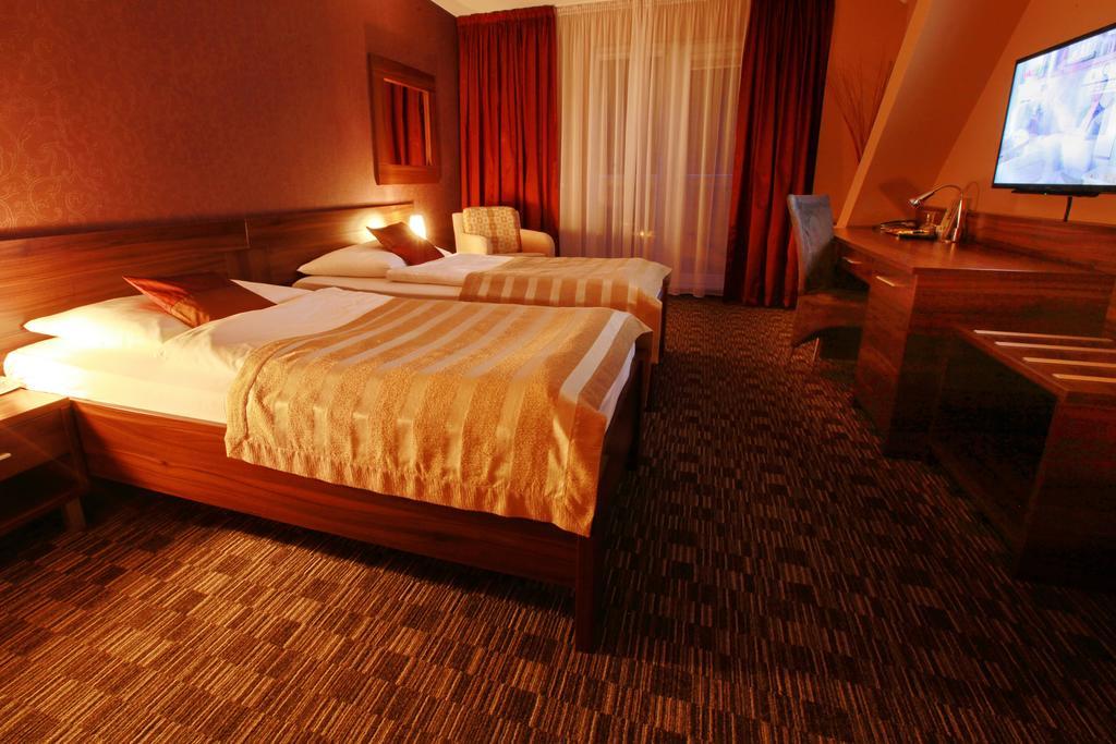 City Hotel Nitra With Free Parking חדר תמונה
